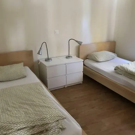Jessica Apartment *